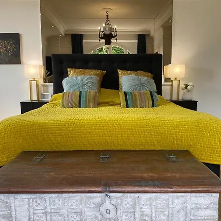 Fresquet Bed & Breakfast *